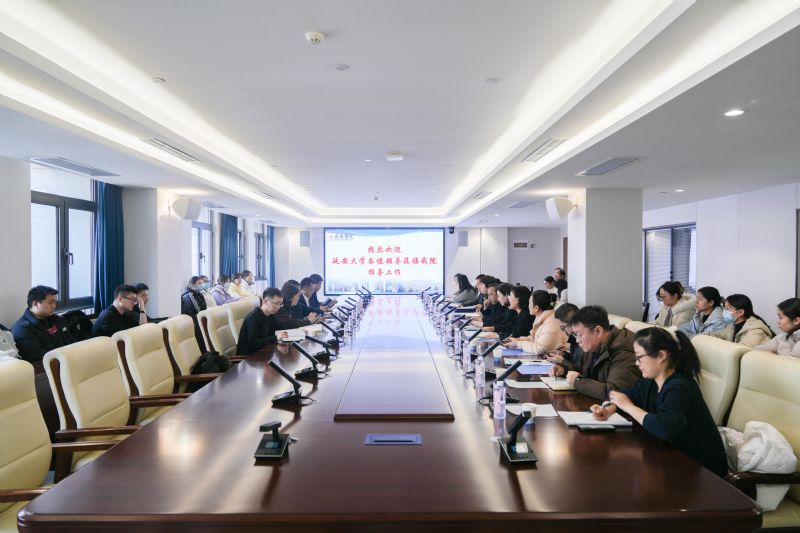 共促醫(yī)學(xué)創(chuàng)新發(fā)展，開(kāi)創(chuàng)院校合作新局面